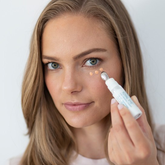 Total Eye 3-In-1 Renewal Therapy SPF 35
