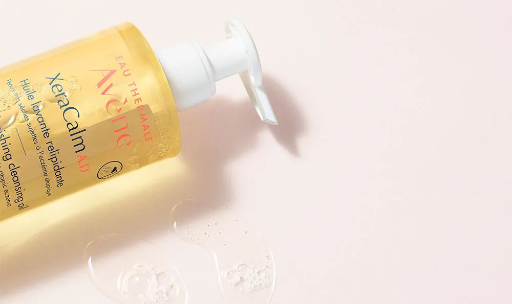 Xeracalm A.D Lipid-Replenishing Cleansing Oil